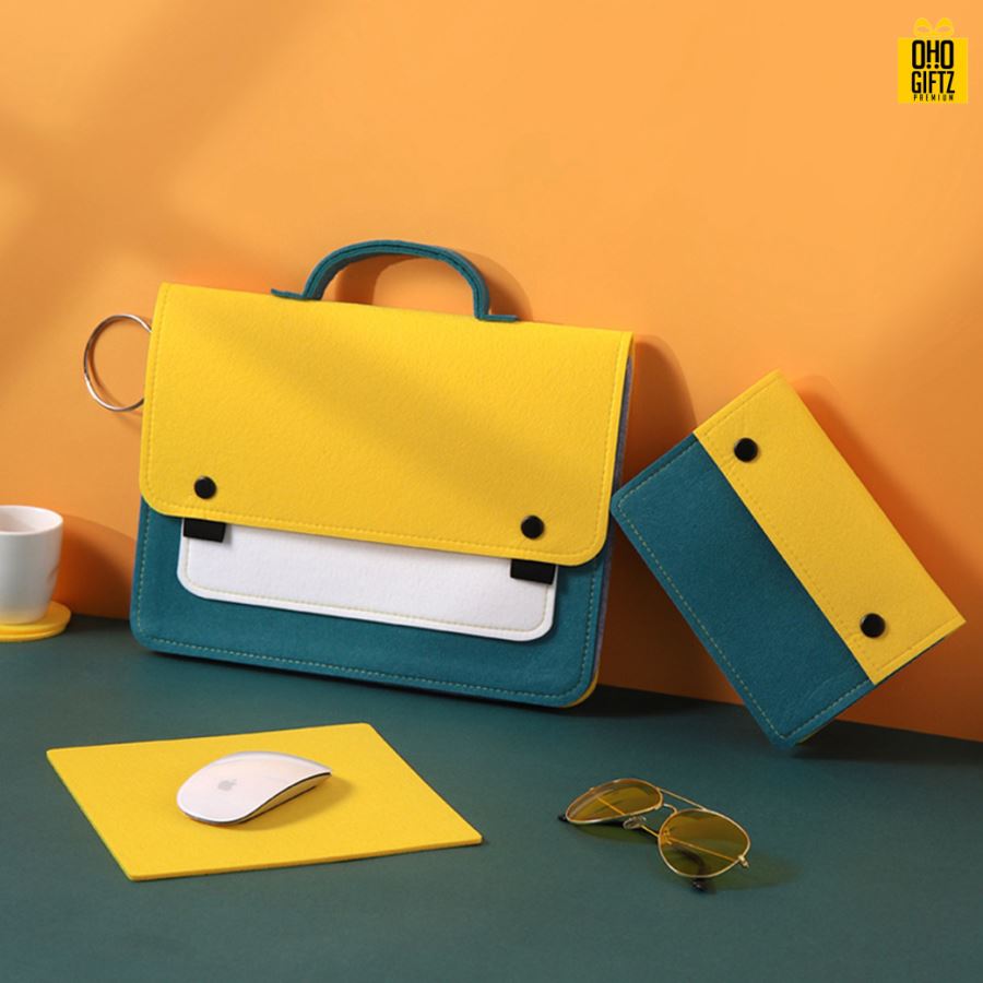 กระเป๋าใส่แล็ปท็อปผ้า Felt สกรีนโลโก้ ทำเป็นของพรีเมี่ยม ของที่ระลึก