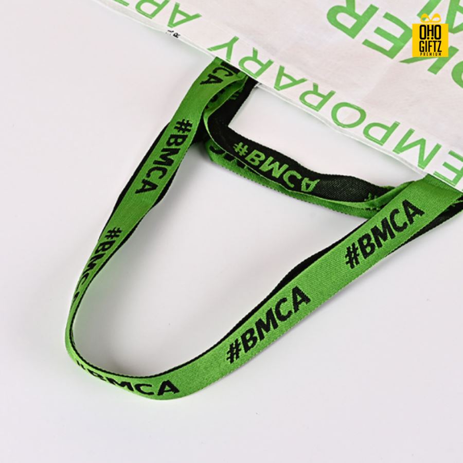 กระเป๋าผ้ากระสอบ สกรีนโลโก้  ทำเป็นของพรีเมี่ยม  