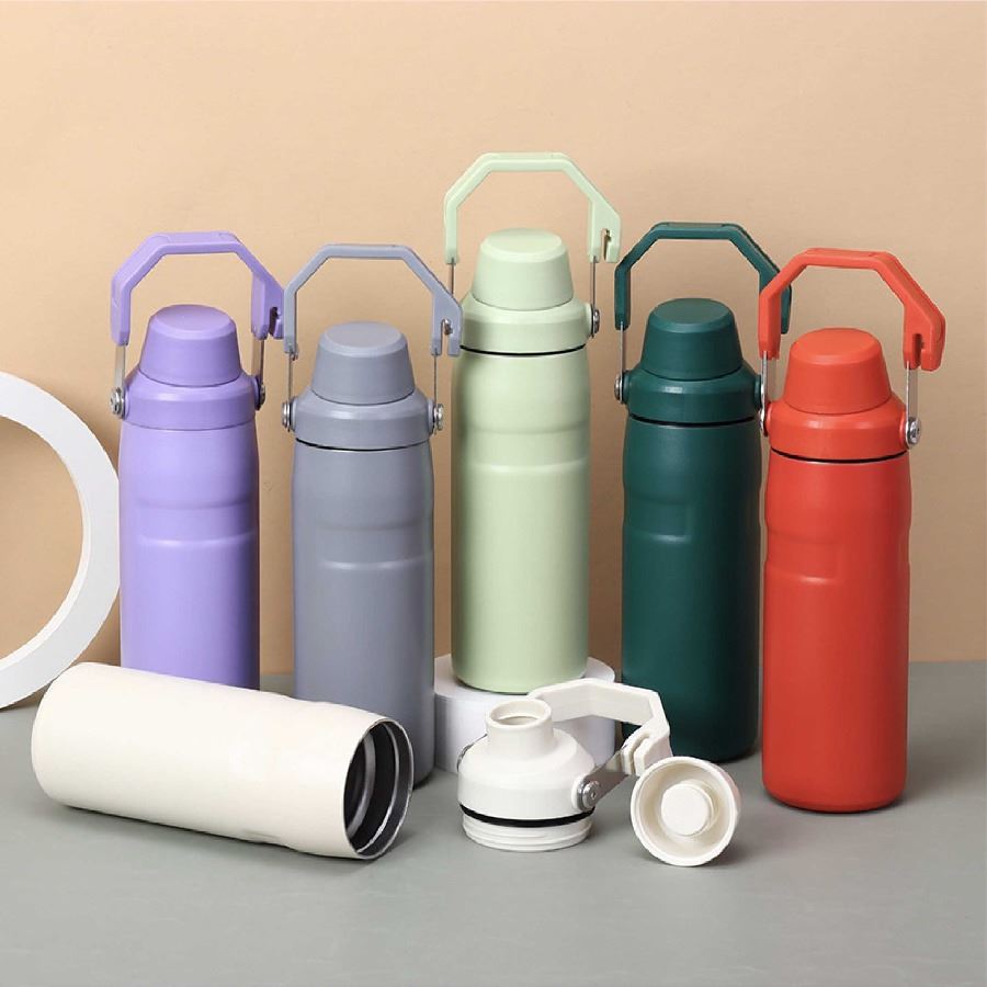 กระบอกน้ำสแตนเลสมีหูหิ้ว สกรีนโลโก้ ทำเป็นของพรีเมี่ยมได้