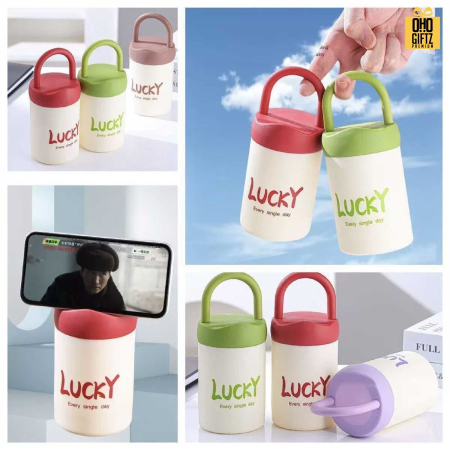 กระบอกน้ำพลาสติกมีหูจับมีที่วางมือถือ สกรีนโลโก้ ทำเป็นของพรีเมี่ยมได้