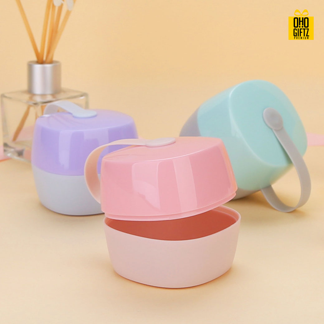 กล่องเก็บจุกนม สกรีนชื่อ  สกรีนโลโก้ทำเป็นของพรีเมี่ยมได้ 