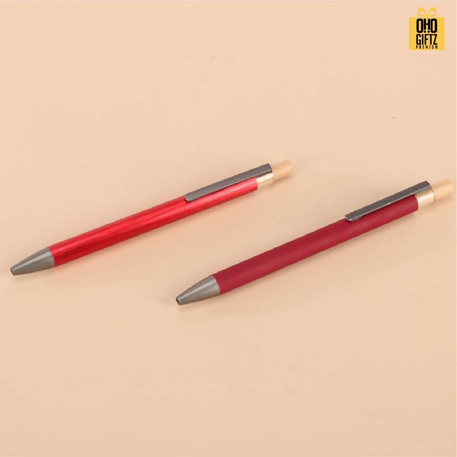 ปากกาพลาสติกหัวกดไม้ สกรีนชื่อ สกรีนโลโก้ ทำเป็นของพรีเมี่ยมได้