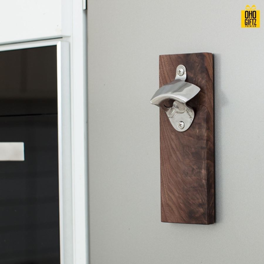 ที่เปิดขวดไม้ทรงสี่เหลี่ยม สกรีนโลโก้  ทำเป็นของพรีเมี่ยม