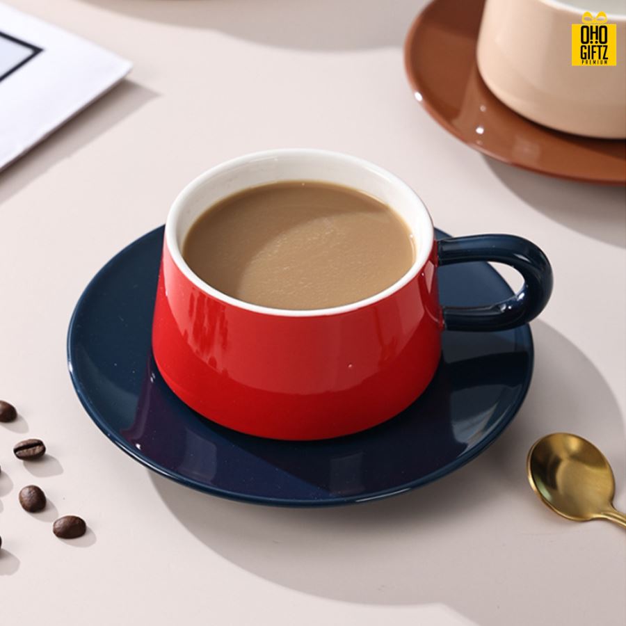 แก้วกาแฟพร้อมจาน สกรีนชื่อ สกรีนโลโก้ ทำเป็นของพรีเมี่ยมได้