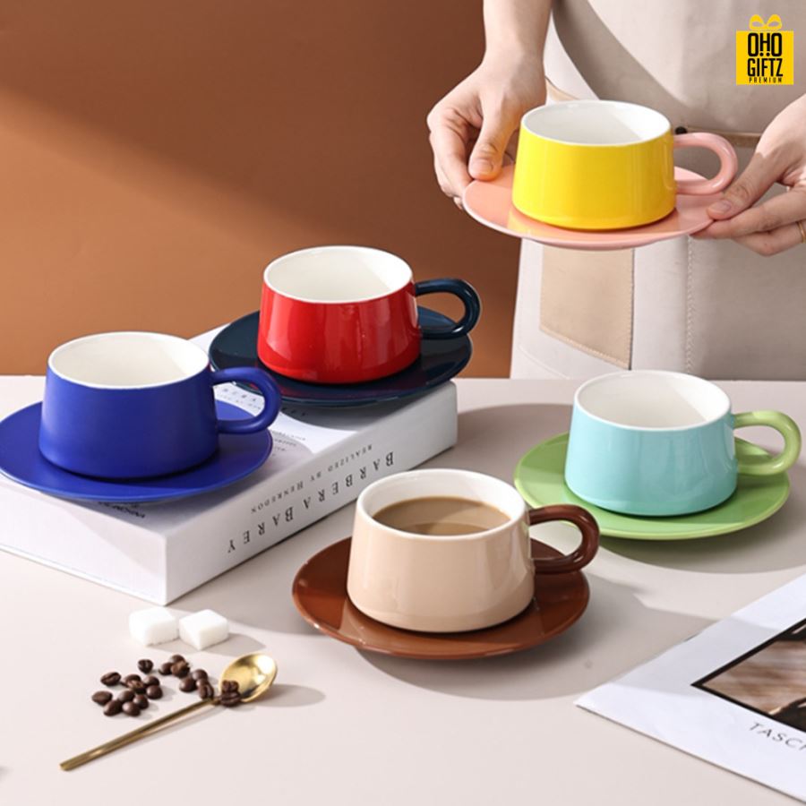 แก้วกาแฟพร้อมจาน สกรีนชื่อ สกรีนโลโก้ ทำเป็นของพรีเมี่ยมได้