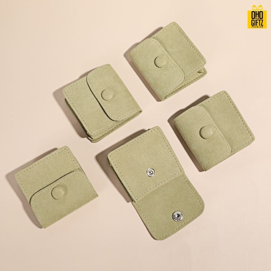 กระเป๋าผ้ากำมะหยี่เก็บเครื่องประดับ สกรีนโลโก้ ทำเป็นของพรีเมี่ยม ของชำร่วยได้