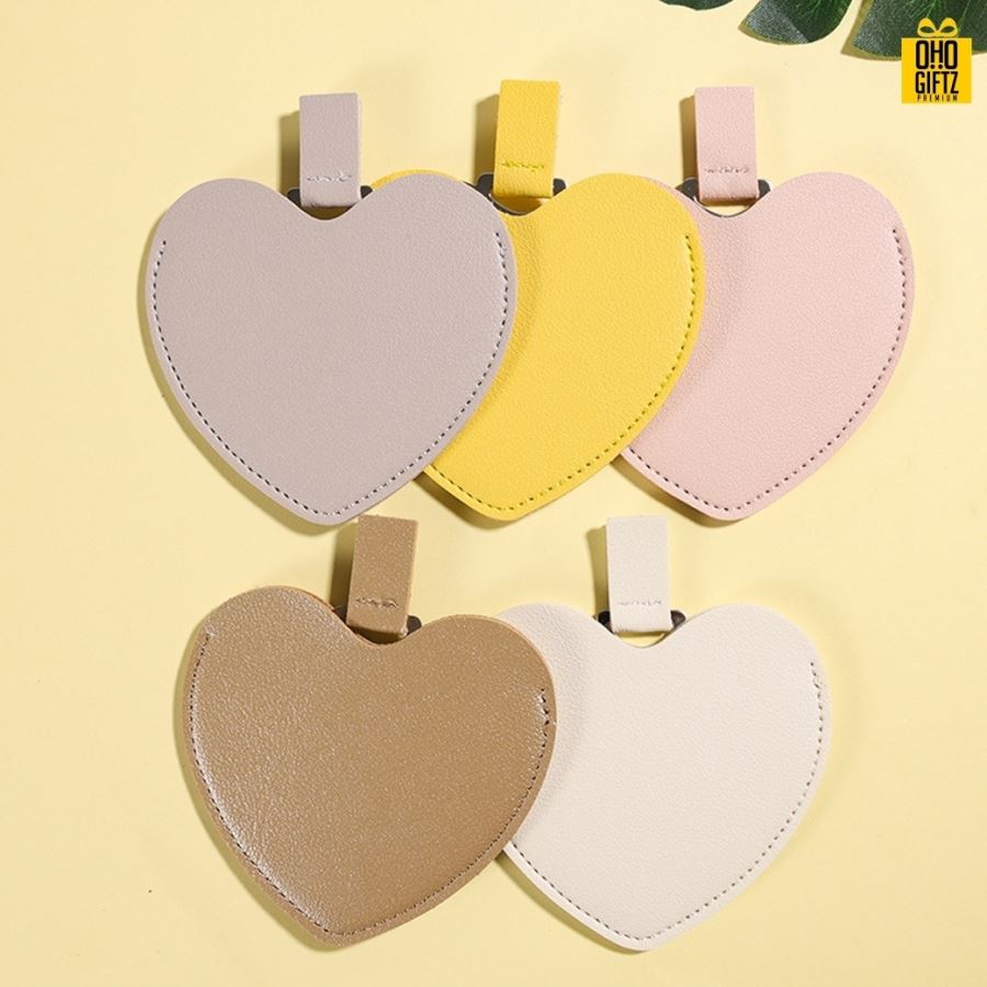 กระจกสแตนเลสรูปหัวใจซองหนัง สกรีนชื่อ สกรีนโลโก้  ทำเป็นของพรีเมี่ยมได้