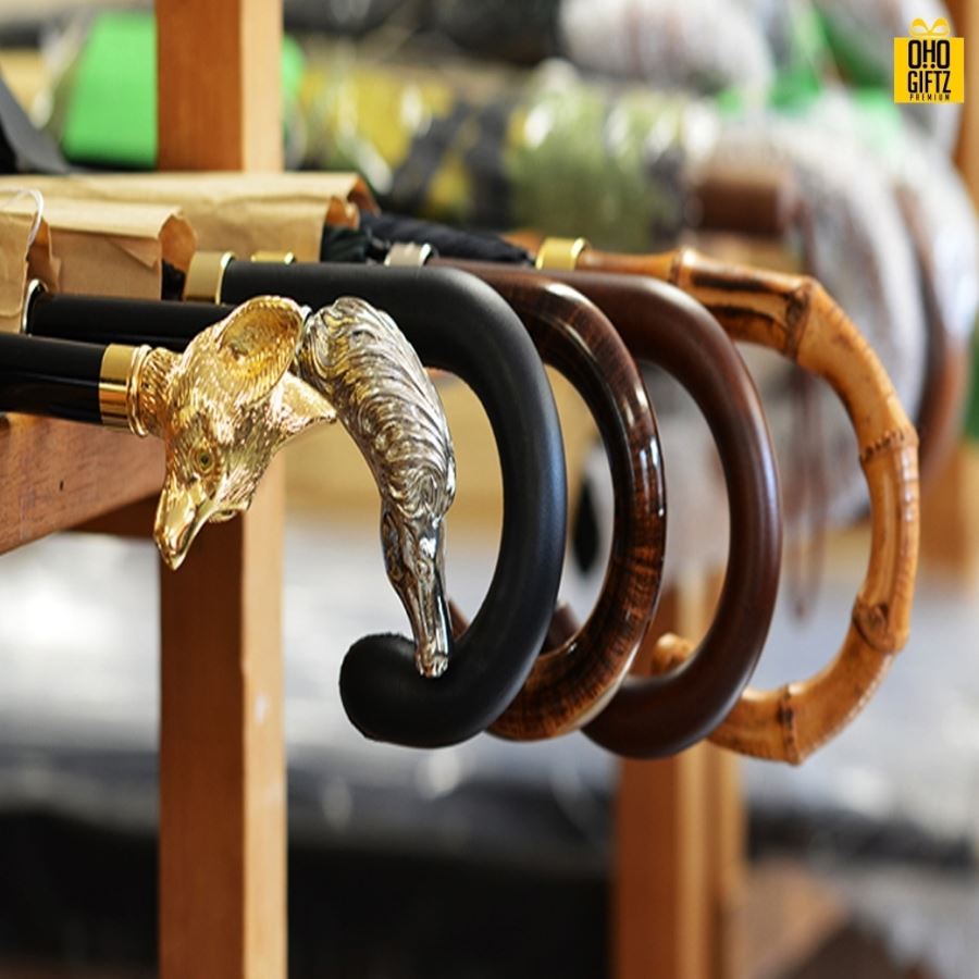 ร่มวินเทจ 8 ก้าน สกรีนโลโก้ ทำเป็นสินค้าพรีเมี่ยม ของชำร่วย