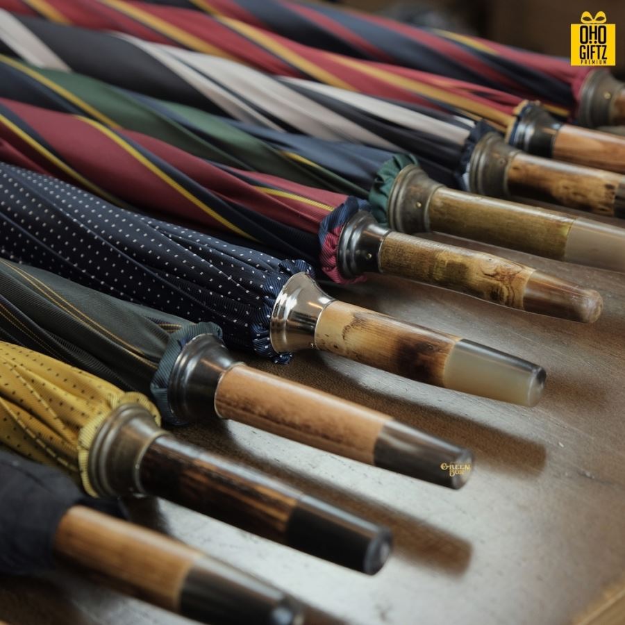 ร่มวินเทจ 8 ก้าน สกรีนโลโก้ ทำเป็นสินค้าพรีเมี่ยม ของชำร่วย