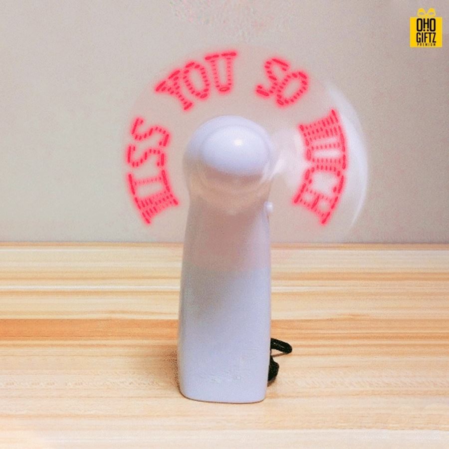 พัดลมมือถือข้อความไฟ LED สกรีนโลโก้ ทำเป็นของพรีเมี่ยม