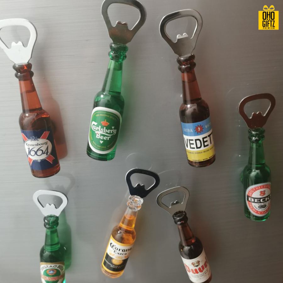 ที่เปิดขวดติดตู้เย็นทรงขวดเบียร์ ติดสติ๊กเกอร์ไม่จำกัดสี สกรีนโลโก้  ทำเป็นของพรีเมี่ยม