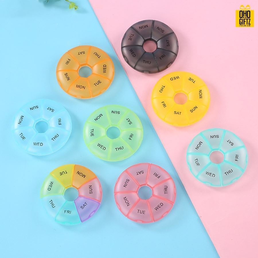 กล่องเก็บยาพลาสติก 7 วัน สกรีนชื่อ สกรีนโลโก้ ทำเป็นของพรีเมี่ยมได้