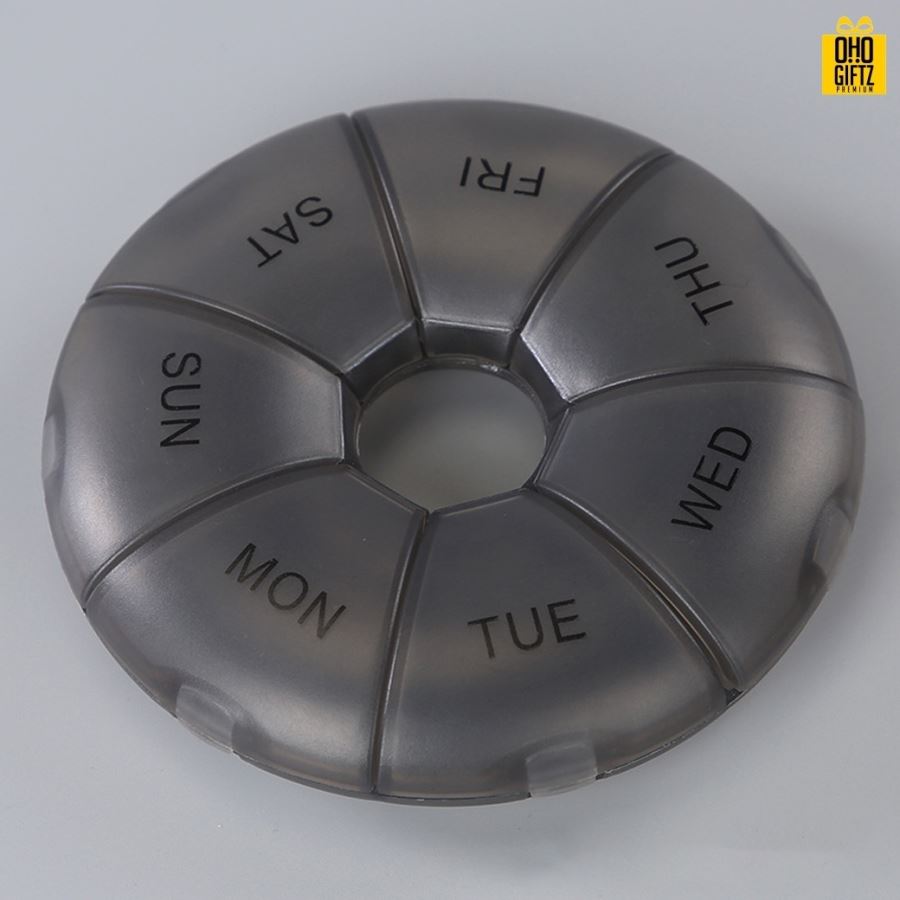 กล่องเก็บยาพลาสติก 7 วัน สกรีนชื่อ สกรีนโลโก้ ทำเป็นของพรีเมี่ยมได้