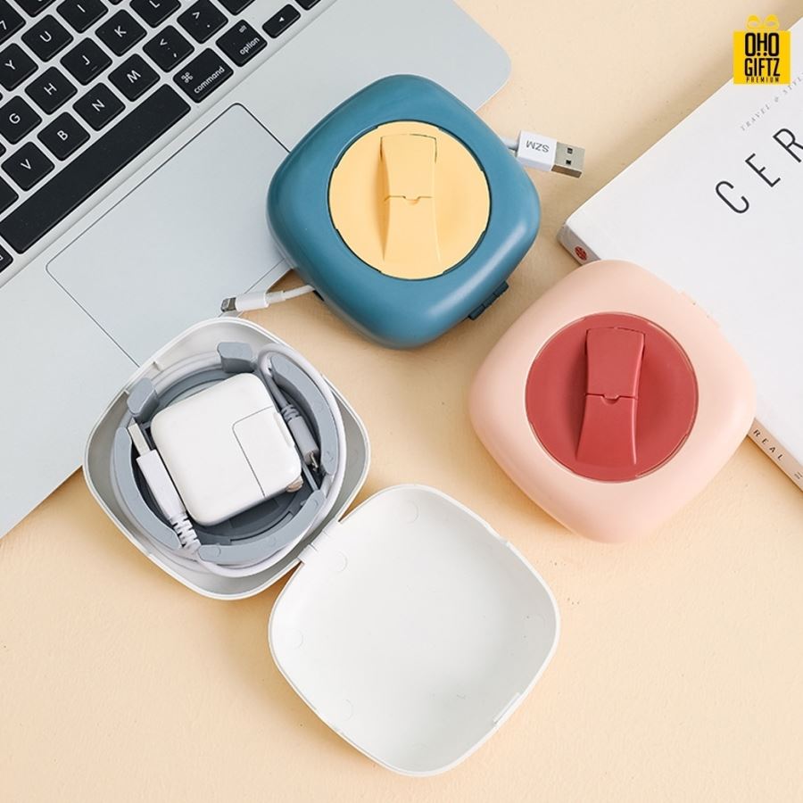 กล่องม้วนเก็บสายพร้อมที่วางมือถือ สกรีนชื่อ  สกรีนโลโก้ ทำเป็นของพรีเมี่ยมได้ 