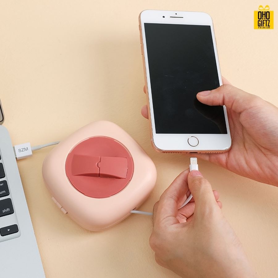 กล่องม้วนเก็บสายพร้อมที่วางมือถือ สกรีนชื่อ  สกรีนโลโก้ ทำเป็นของพรีเมี่ยมได้ 