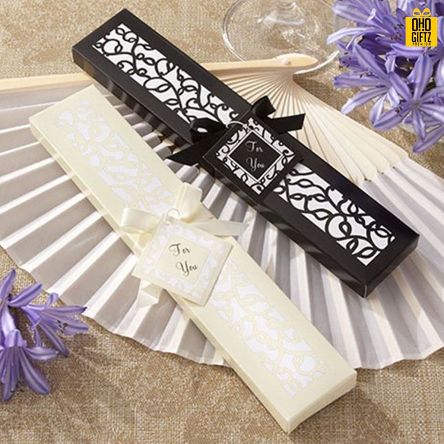 พัดผ้าไหมพร้อมกล่อง สกรีนโลโก้ ทำเป็นสินค้าพรีเมี่ยม ของชำร่วย ของที่ระลึก