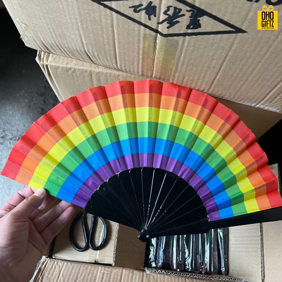 พัดสายรุ้ง สกรีนโลโก้ ทำเป็นสินค้าพรีเมี่ยม ของชำร่วย ของที่ระลึก