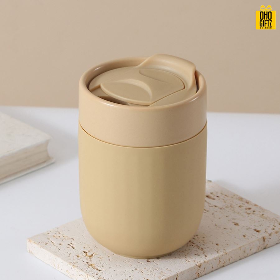 แก้วเซรามิกพร้อมฝาปิด สกรีนชื่อ สกรีนโลโก้ ทำเป็นของพรีเมี่ยมได้