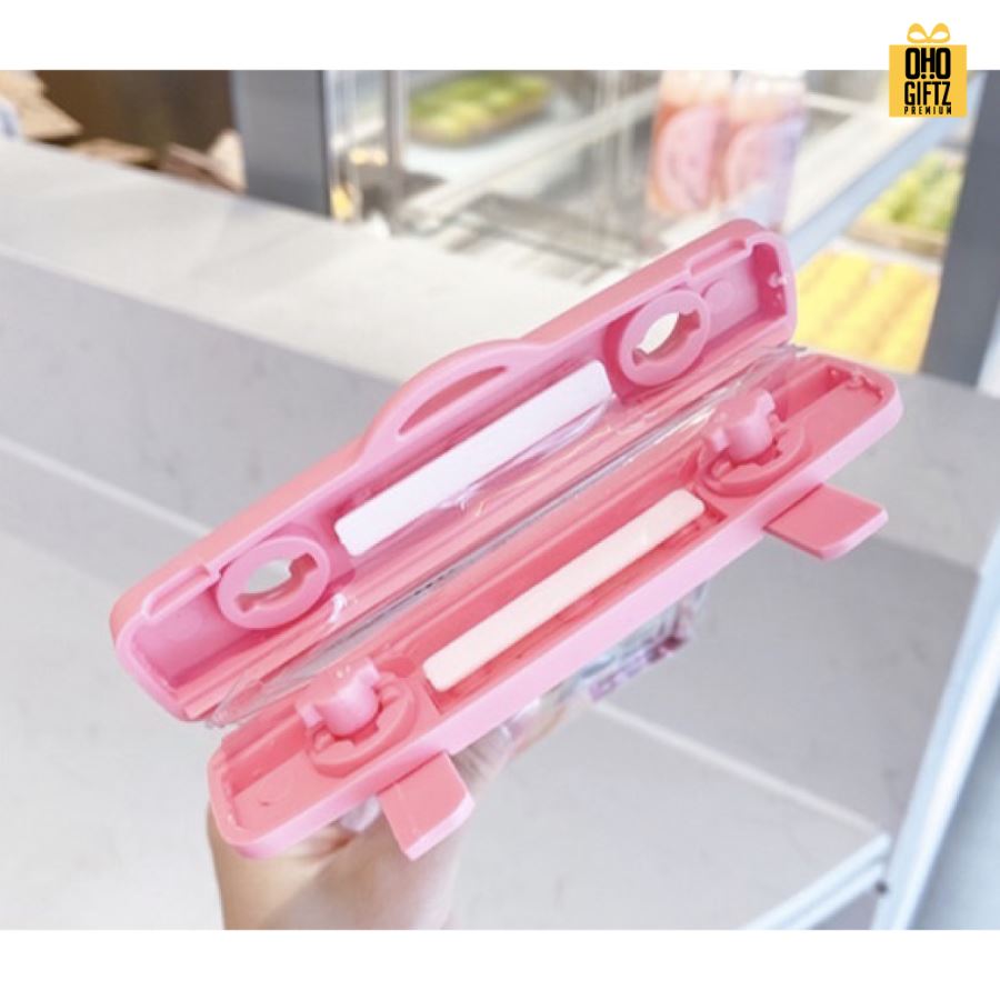 กระเป๋าใส่มือถือกันน้ำห้อยคอ สกรีนโลโก้ ทำเป็นของพรีเมี่ยมได้