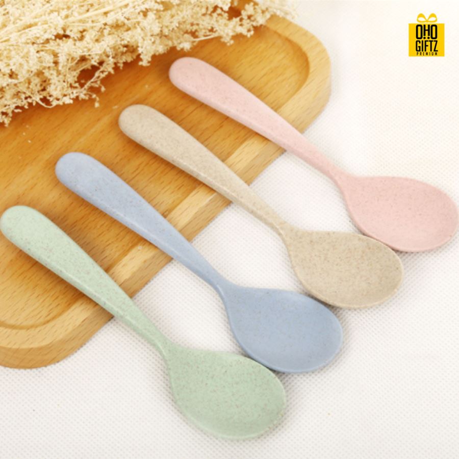 ชุดชามช้อน สำหรับเด็ก สกรีนชื่อ สกรีนโลโก้ ทำเป็นของพรีเมี่ยมได้ 