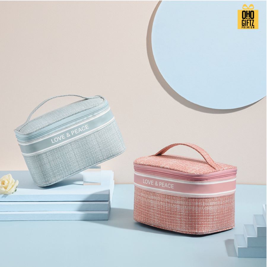 กระเป๋าเครื่องสำอางพรีเมี่ยมหรู สกรีนโลโก้ ทำเป็นของพรีเมี่ยม