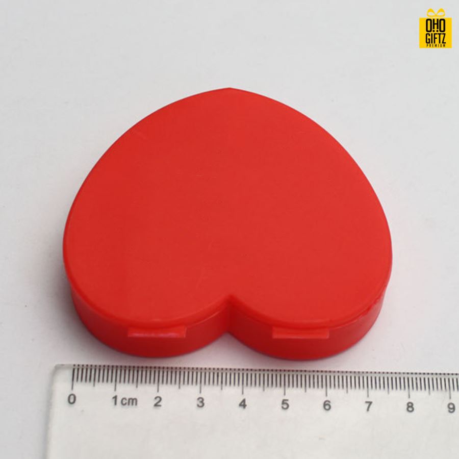 กล่องใส่ยารูปหัวใจ 2 ช่อง สกรีนชื่อ สกรีนโลโก้ ทำเป็นของพรีเมี่ยมได้