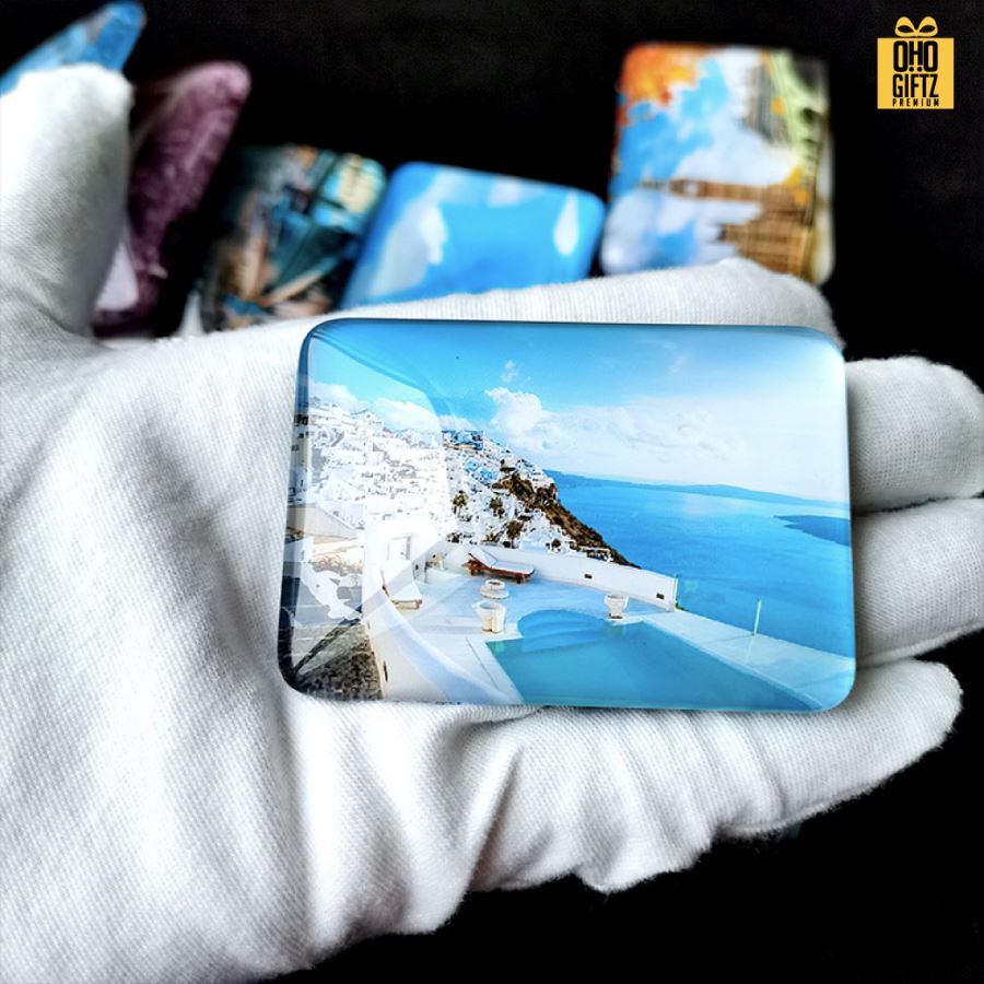 แม่เหล็กติดตู้เย็นเคลือบเรซิ่นทรงสี่เหลี่ยม รับผลิตพิมพ์ไม่จำกัดสี สกรีนโลโก้ ทำเป็นของพรีเมี่ยม ของชำร่วยได้