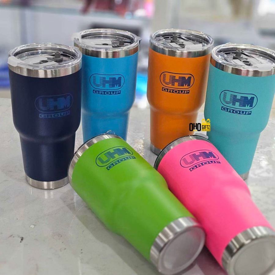 แก้วสแตนเลสเก็บความเย็นขอบสีเงิน สกรีนโลโก้ ทำเป็นของพรีเมี่ยมได้ โปรแจกปีใหม่ ฮิตตลอดกาล
