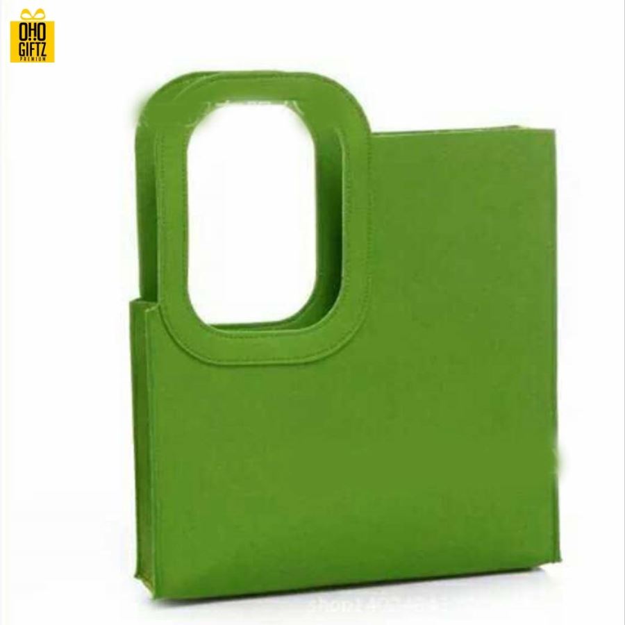 กระเป๋าผ้า Felt แบบถือ สกรีนโลโก้ ทำเป็นของพรีเมี่ยม ของชำร่วยได้