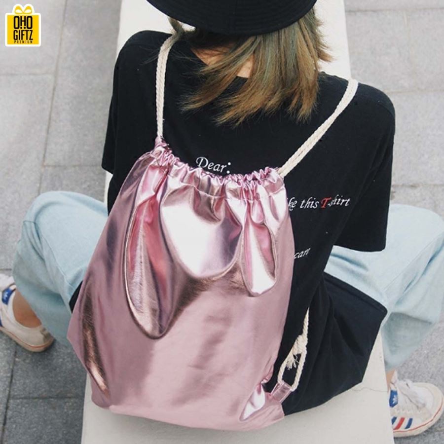 กระเป๋าเป้สะพายหลัง สกรีนโลโก้ ทำเป็นของพรีเมี่ยม ของที่ระลึก