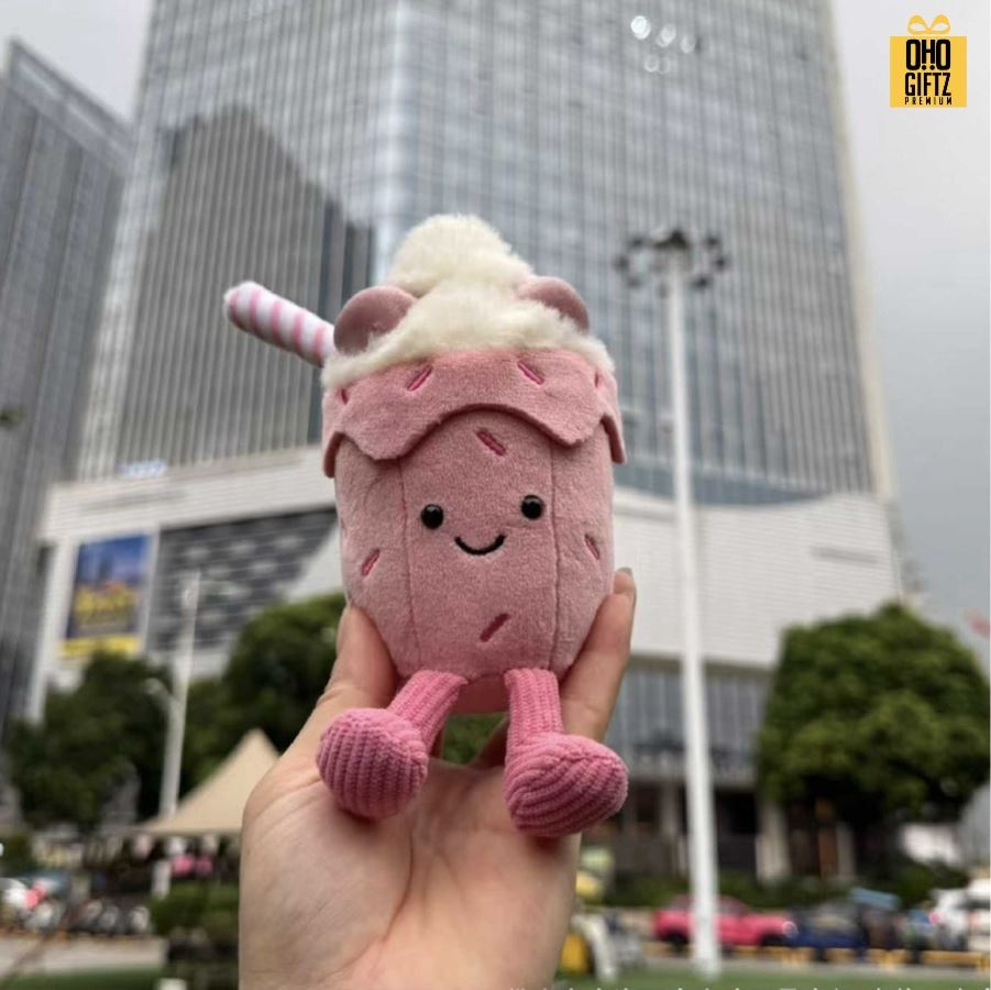 พวงกุญแจตุ๊กตาสตรอเบอรี่มิลค์เชค สกรีนโลโก้ ทำเป็นของพรีเมี่ยม ของชำร่วยได้