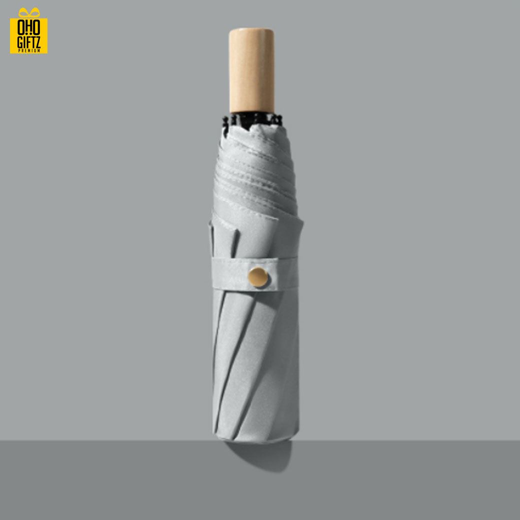 ร่มพับด้ามจับไม้สีคลาสสิค สกรีนโลโก้ ทำเป็นสินค้าพรีเมี่ยม ของชำร่วย ของที่ระลึก