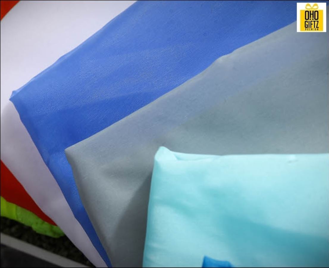 เสื้อคลุมกันลม & UV สกรีนโลโก้ ทำเป็นของพรีเมี่ยมได้