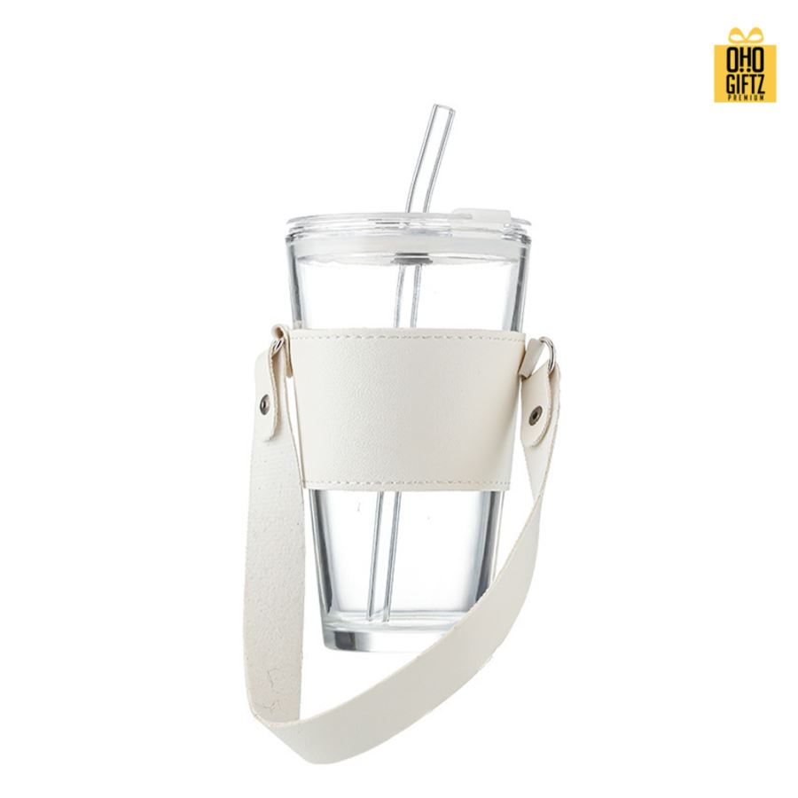 แก้วใสพร้อมปลอกสายหิ้วหนัง สกรีนชื่อ สกรีนโลโก้ ทำเป็นของพรีเมี่ยมได้