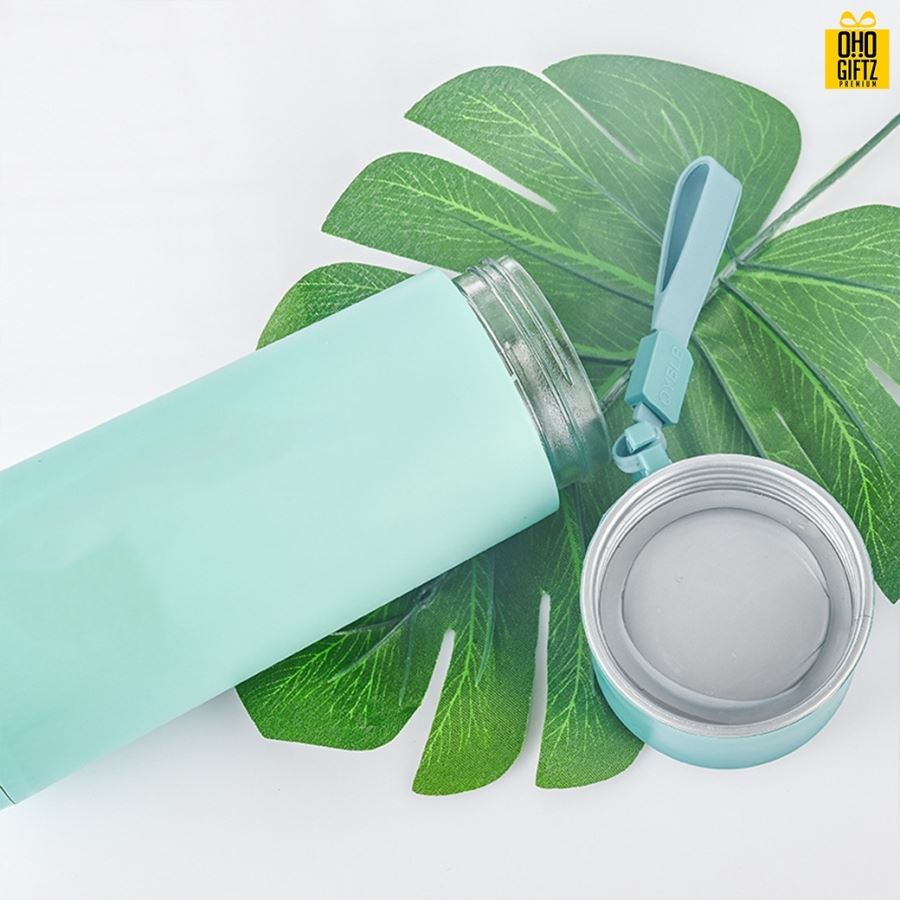 กระบอกน้ำมีหูหิ้วพกพาสะดวก สกรีนชื่อ สกรีนโลโก้ ทำเป็นของพรีเมี่ยมได้