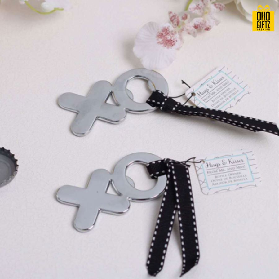 ที่เปิดขวดทรงXO  พิมพ์สติกเกอร์ชื่อฟรี ทำเป็นของพรีเมี่ยม ของชำร่วยงานเเต่งงานได้