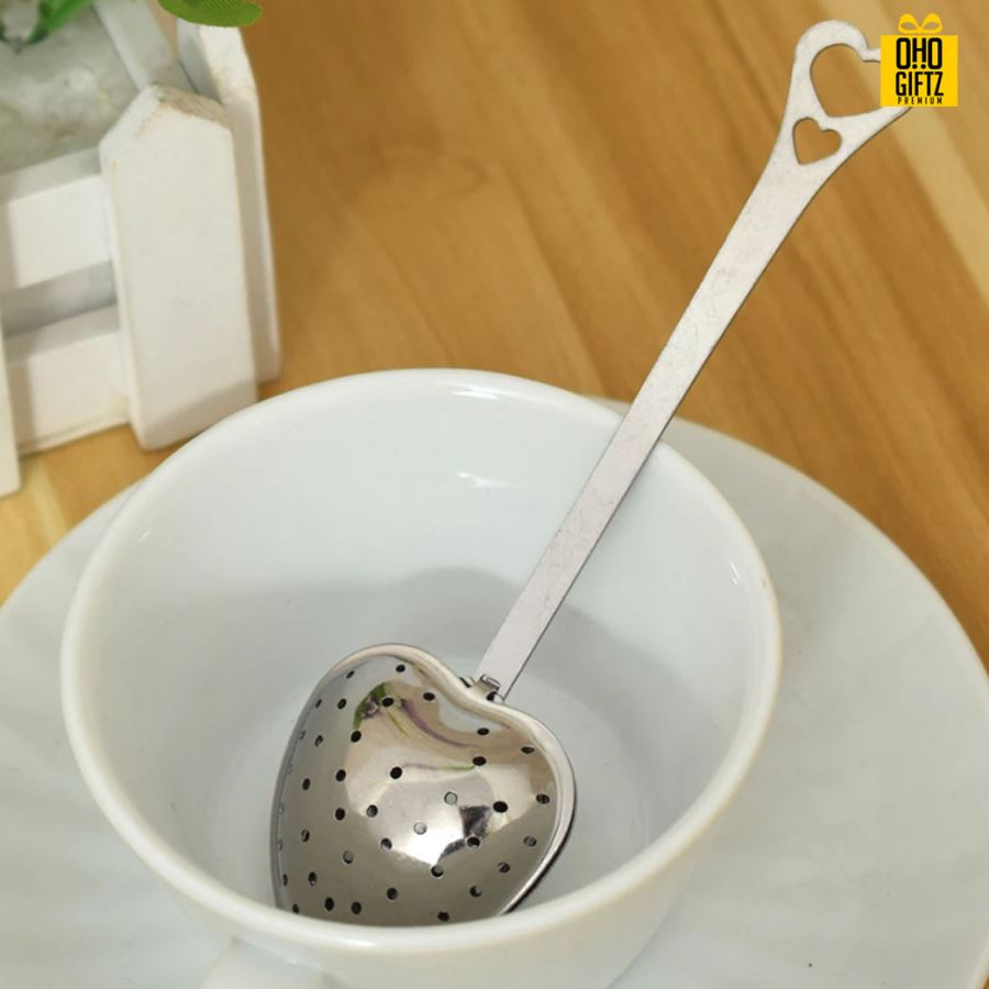 ช้อนกรองชารูปหัวใจ พิมพ์สติกเกอร์ชื่อฟรี ทำเป็นของพรีเมี่ยม ของชำร่วยงานเเต่งงานได้