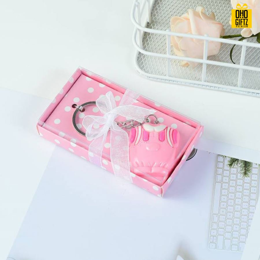 พวงกุญแจเรซิ่นพร้อมกล่อง พิมพ์สติกเกอร์ชื่อฟรี ทำเป็นของพรีเมี่ยม ของชำร่วยงานเเต่งงานได้