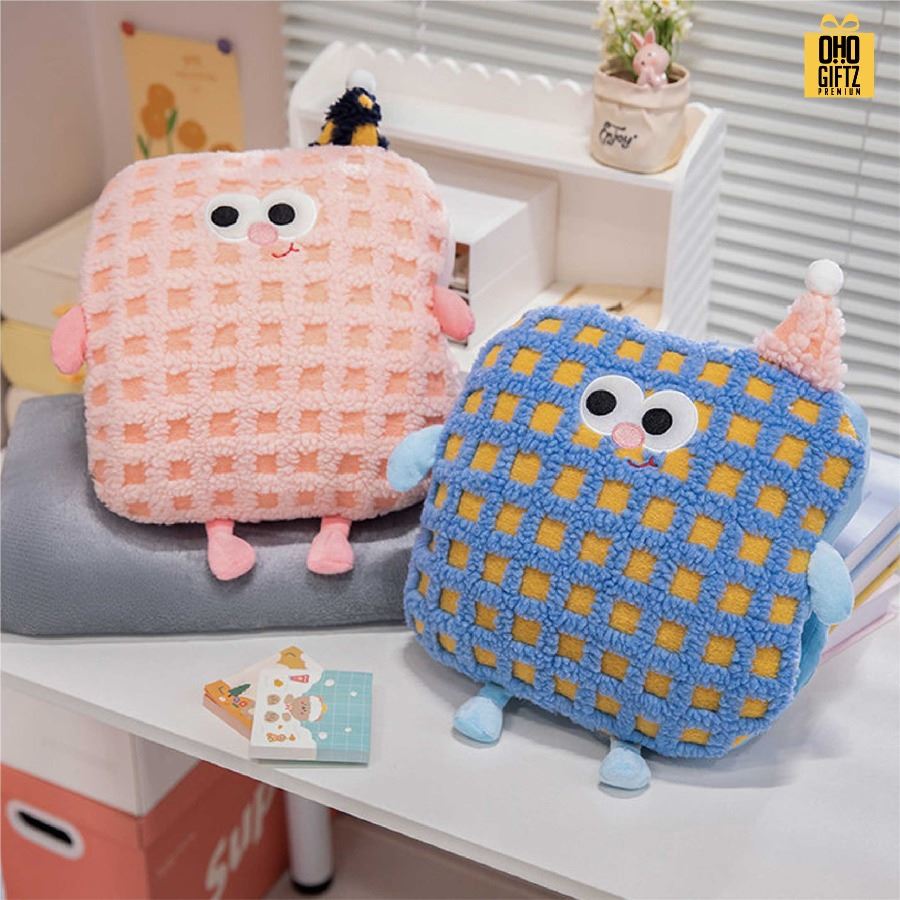 ตุ๊กตาหมอนผ้าห่ม สกรีนโลโก้ ติดลาเบล ทำเป็นของพรีเมี่ยมได้