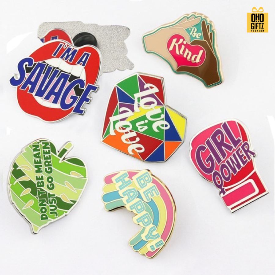 เข็มกลัดสแตนเลสเคลือบสี รับผลิตตามดีไซน์ที่ต้องการ ทำเป็นของพรีเมี่ยม ของที่ระลึก ของชำร่วย