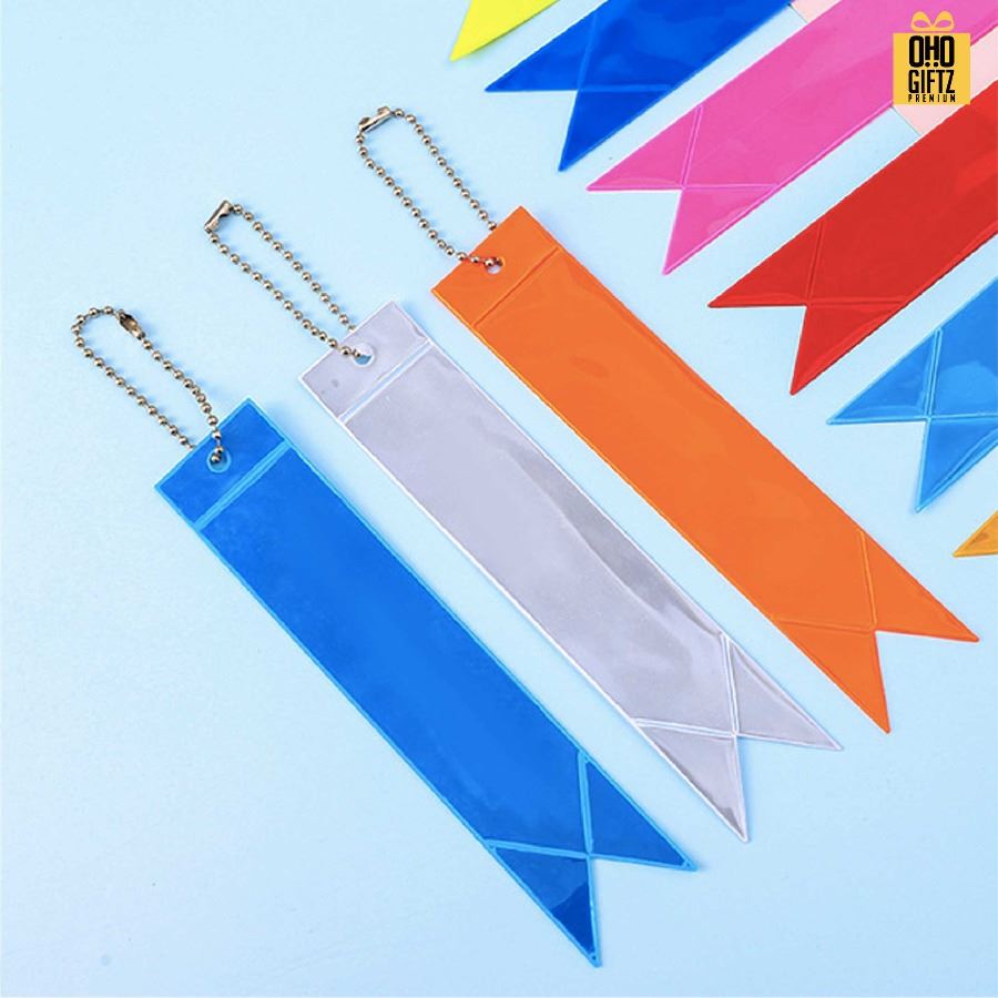 พวงกุญแจสะท้อนแทงทรงริบบิ้นยาว PVC สกรีนโลโก้ ทำเป็นของพรีเมี่ยม ของชำร่วยได้