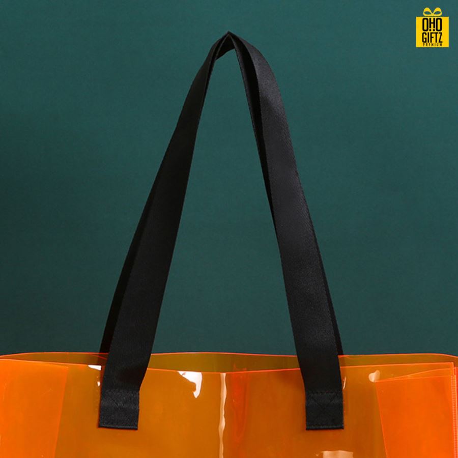 กระเป๋าหิ้ว PVC สกรีนโลโก้  ทำเป็นของพรีเมี่ยม