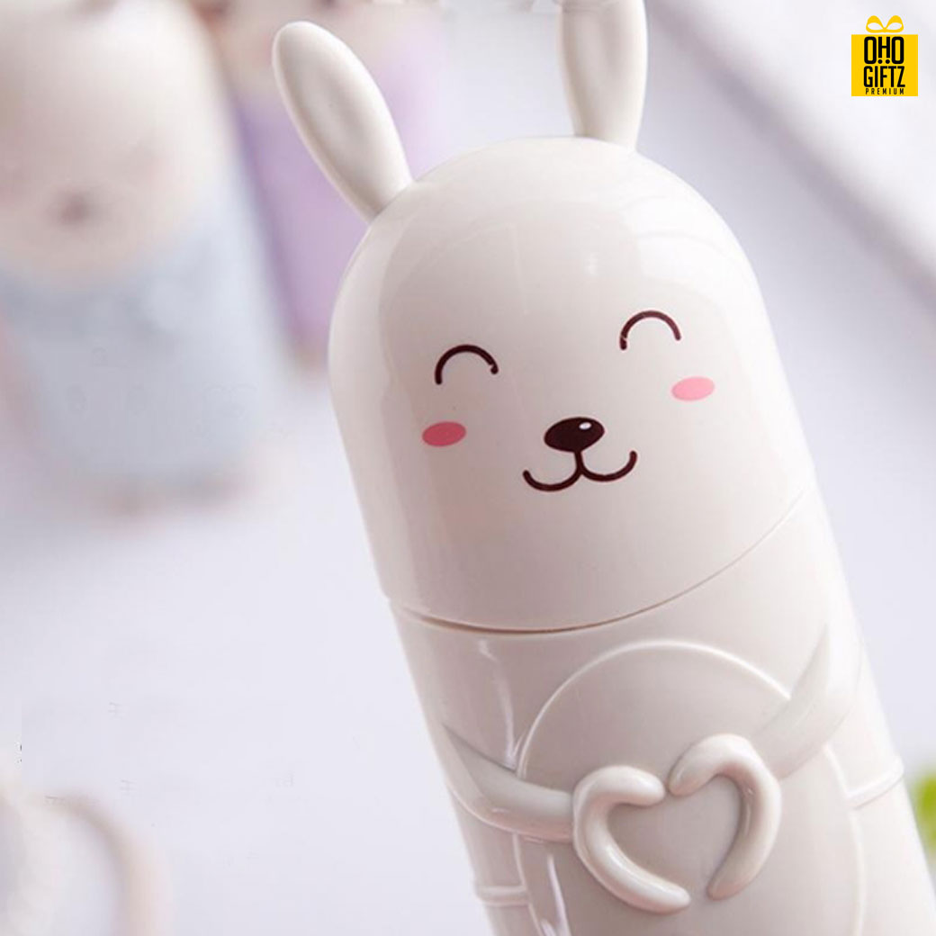 กระบอกใส่แปรงสีฟันน้องกระต่าย สกรีนชื่อ สกรีนโลโก้  ทำเป็นของพรีเมี่ยมได้ 