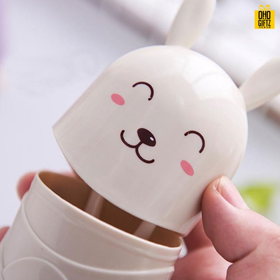 กระบอกใส่แปรงสีฟันน้องกระต่าย สกรีนชื่อ สกรีนโลโก้  ทำเป็นของพรีเมี่ยมได้ 