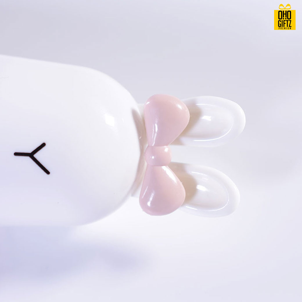 กระบอกใส่แปรงสีฟัน สกรีนชื่อ สกรีนโลโก้  ทำเป็นของพรีเมี่ยมได้ 