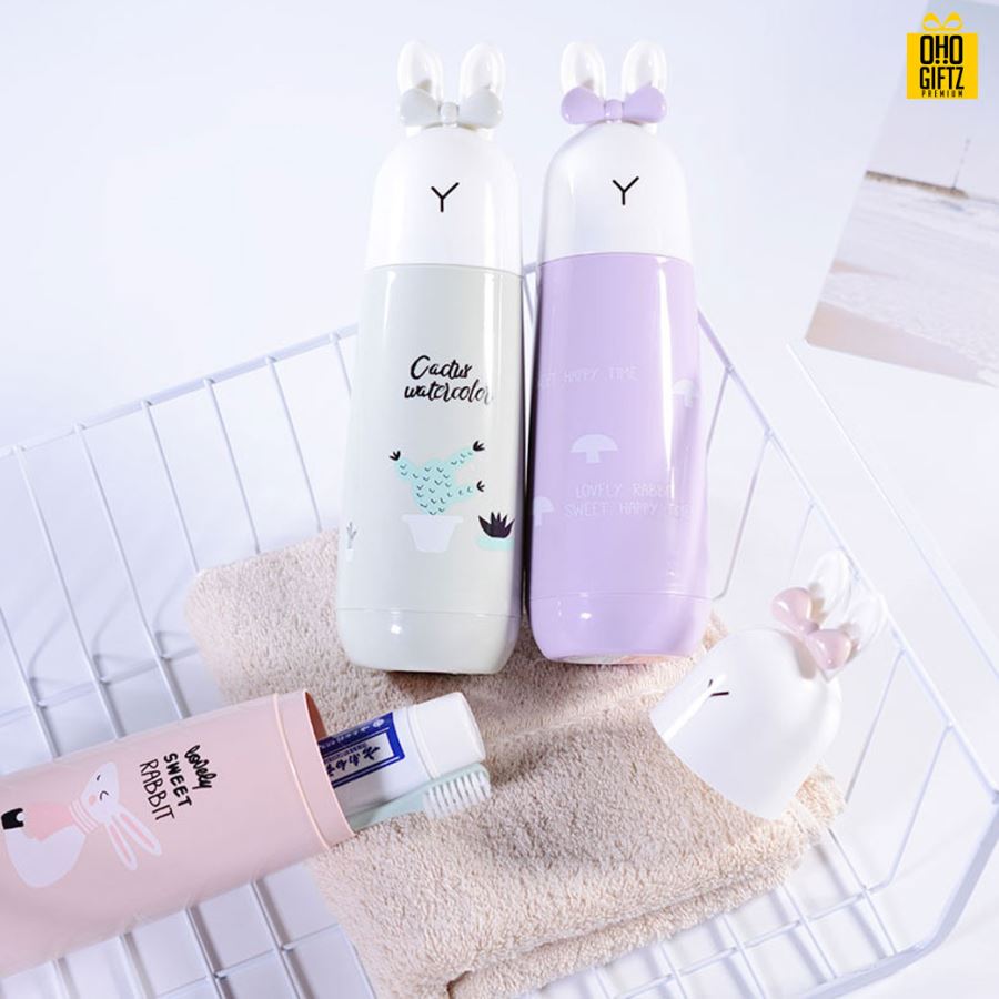 กระบอกใส่แปรงสีฟัน สกรีนชื่อ สกรีนโลโก้  ทำเป็นของพรีเมี่ยมได้ 