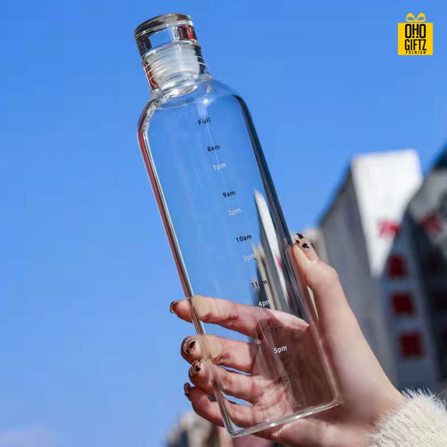 ขวดแก้วน้ำใส สกรีนชื่อ เลเซอร์โลโก้ฟรี  ทำเป็นของพรีเมี่ยมได้