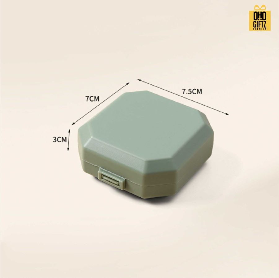 กล่องยาพกพา 6 ช่อง สกรีนชื่อ สกรีนโลโก้ ทำเป็นของพรีเมี่ยมได้ 