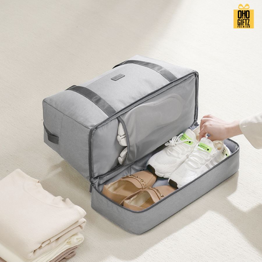 กระเป๋าออกกำลังกาย มีแยกชั้นเปียกและแห้ง สกรีนโลโก้ ทำเป็นของพรีเมี่ยม