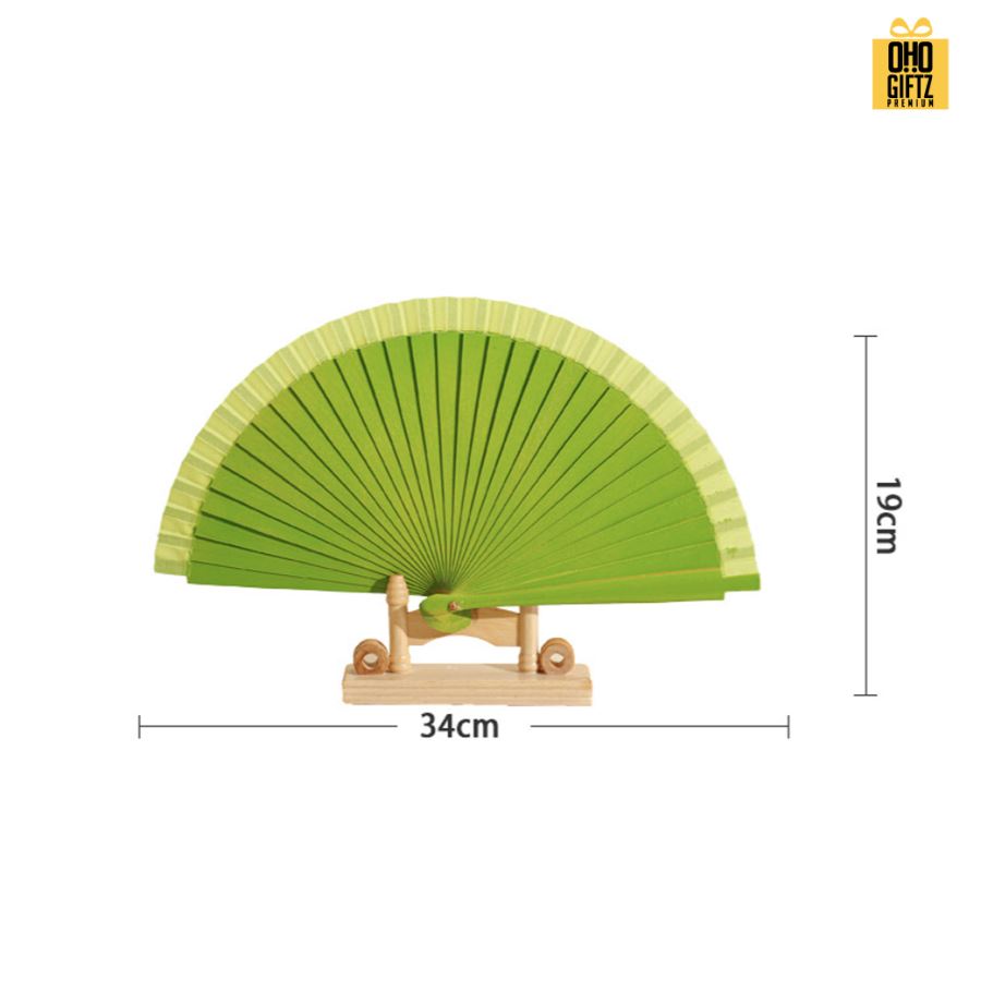 พัดจีนรุ่นก้านสูง สกรีนโลโก้หรือข้อความ ทำเป็นสินค้าพรีเมี่ยม ของชำร่วย ของที่ระลึกได้